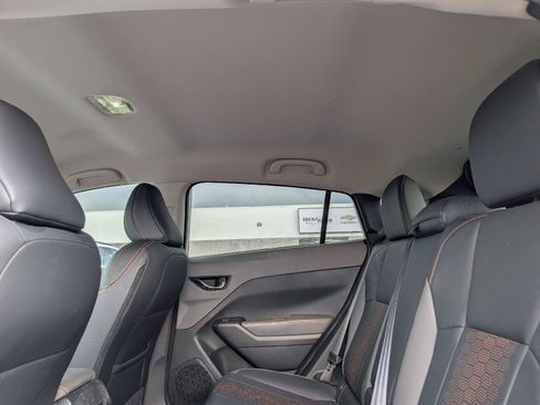 Used 2024 Subaru Crosstrek 2.5i Limited AWD/4WD image 10