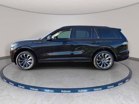 New 2026 Lincoln Aviator AWD image 8