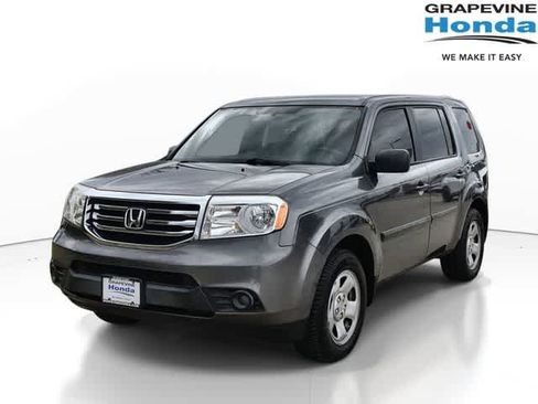 Used 2015 Honda Pilot LX image 1