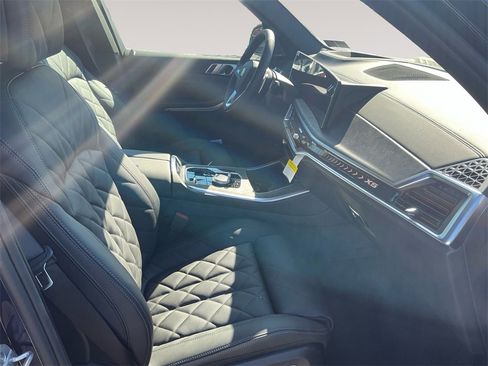 New 2026 BMW X5 xDrive50e image 15