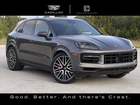 Used 2024 Porsche Cayenne S AWD/4WD image 1