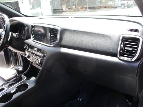 Used 2021 Kia Sportage S w/ S AWD Premium Package image 28
