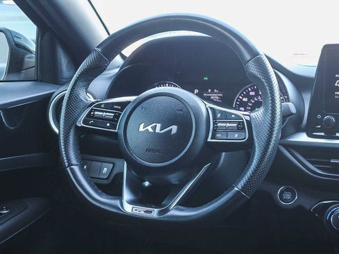 Used 2023 Kia Forte GT-Line w/ GT-Line Technology Package image 16