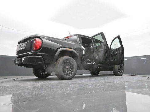 New 2026 GMC Canyon Elevation w/ Convenience Package image 44