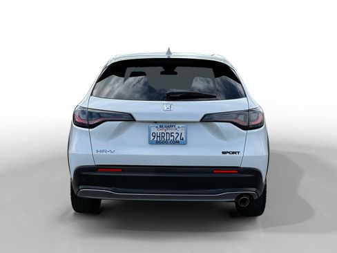 Used 2023 Honda HR-V Sport image 4