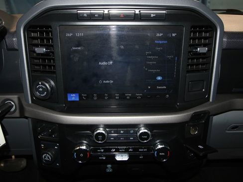 Used 2024 Ford F150 XLT w/ Tow/Haul Package image 13