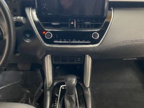 Used 2025 Toyota Corolla Cross AWD Hybrid image 21