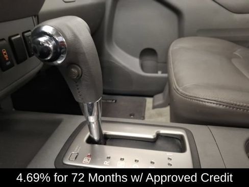 Used 2017 Nissan Frontier SL w/ Moonroof Package RWD image 26