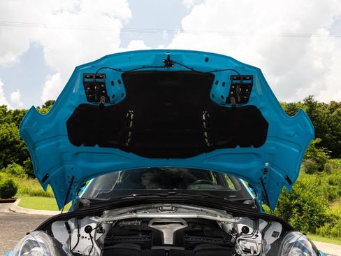 Used 2021 Aston Martin DBX AWD/4WD image 81