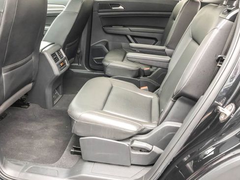 Used 2021 Volkswagen Atlas SEL image 30