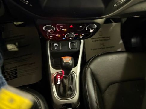 Used 2017 Jeep Compass Latitude w/ Popular Equipment Group FWD image 19