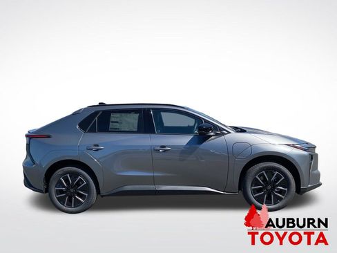 New 2026 Toyota bZ FWD image 8
