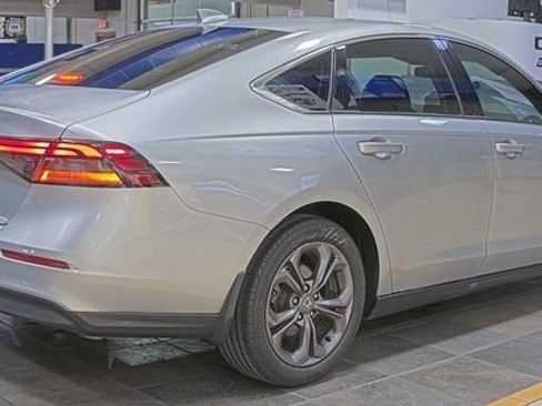 Used 2024 Honda Accord EX image 2