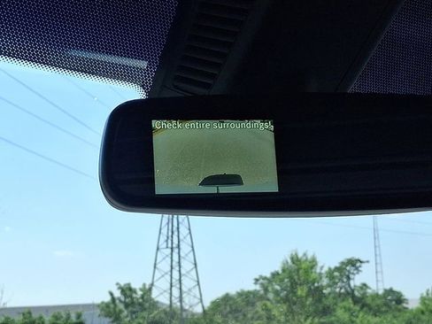 Used 2025 Mercedes-Benz Sprinter 2500 image 16