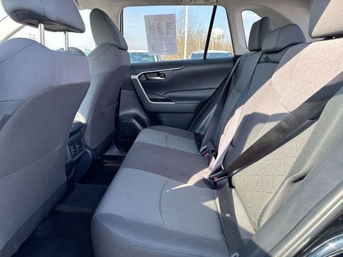 Used 2023 Toyota RAV4 XLE image 22