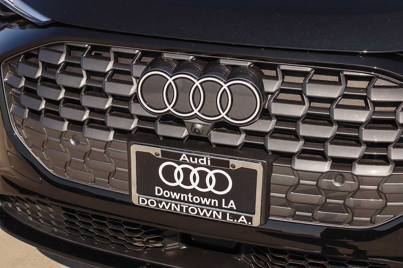 Used 2025 Audi Q5 Premium w/ Convenience Package AWD/4WD image 8