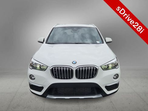 Used 2019 BMW X1 sDrive28i w/ Convenience Package FWD image 3