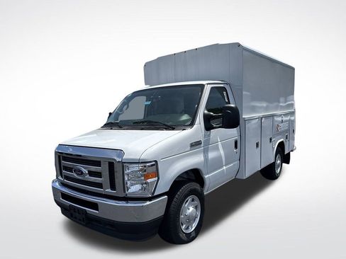 New 2025 Ford E-350 and Econoline 350 Super Duty w/ Power Equipment Group RWD image 6