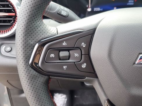 New 2026 Chevrolet Trax RS w/ Sunroof Package image 20