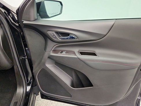 Used 2022 Chevrolet Equinox RS w/ LPO, Floor Liner Package image 24