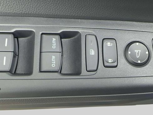 Certified 2025 Honda CR-V Sport image 13