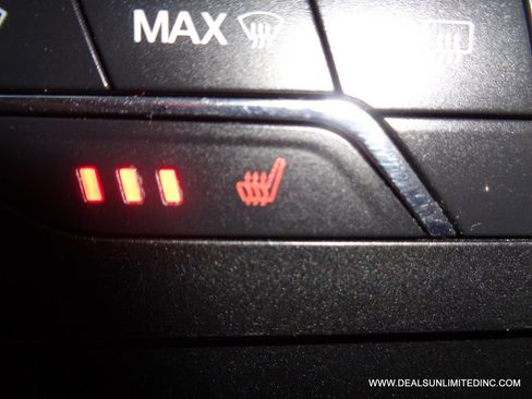 Used 2016 Ford Edge SEL w/ Equipment Group 201A image 11