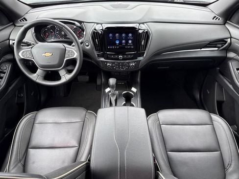 Used 2023 Chevrolet Traverse Premier AWD/4WD image 12