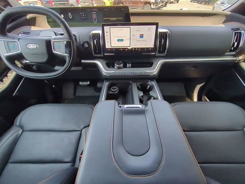 New 2025 Ford Expedition Tremor image 18