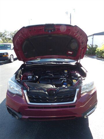 Used 2017 Subaru Forester 2.5i Premium w/ All-Weather Package AWD/4WD image 6