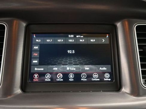 Used 2022 Dodge Charger SXT RWD image 23