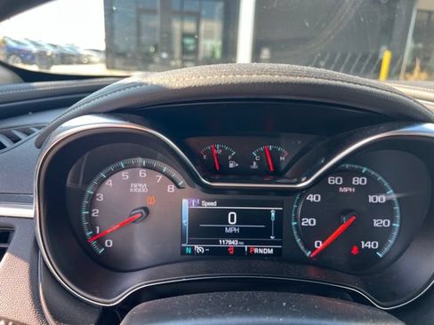 Used 2020 Chevrolet Impala LT FWD image 11