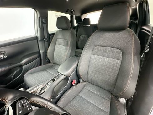 Used 2025 Honda HR-V Sport image 14