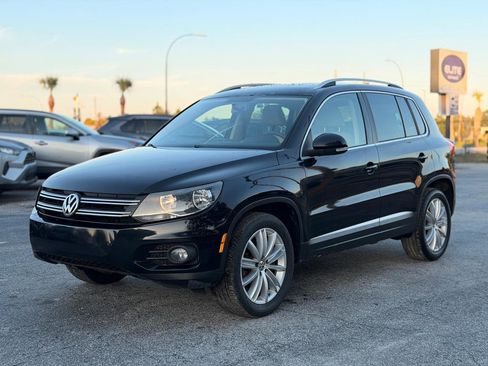 Used 2013 Volkswagen Tiguan S FWD image 1