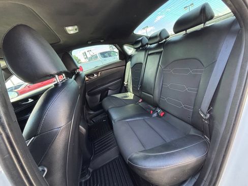 Used 2024 Kia Forte GT-Line w/ GT-Line Premium Package FWD image 17