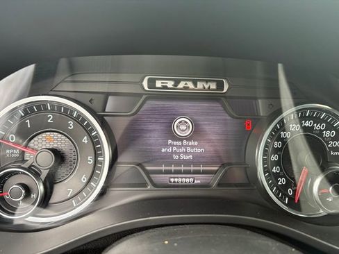 Used 2019 RAM 1500 Sport w/ Level 2 Equipment Group AWD/4WD image 3