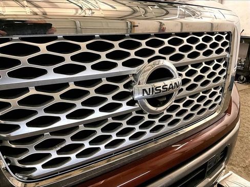 Used 2016 Nissan Titan Platinum Reserve AWD/4WD image 29