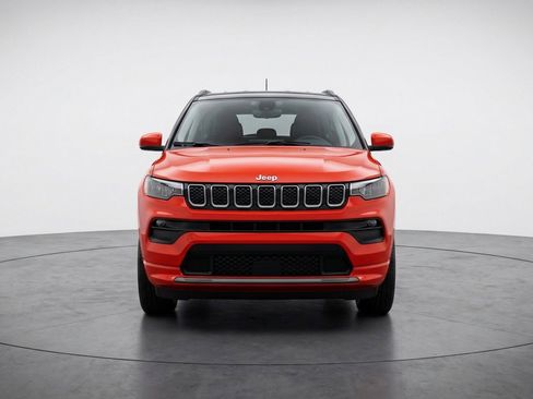 Used 2025 Jeep Compass Limited AWD/4WD image 2
