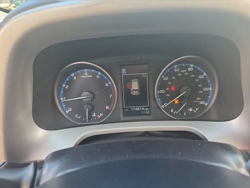 Used 2018 Toyota RAV4 XLE FWD image 20