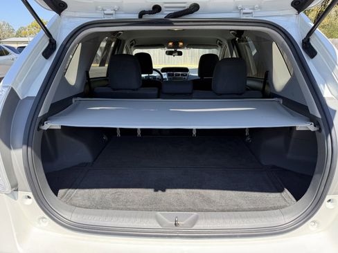 Used 2014 Toyota Prius V Three FWD image 27