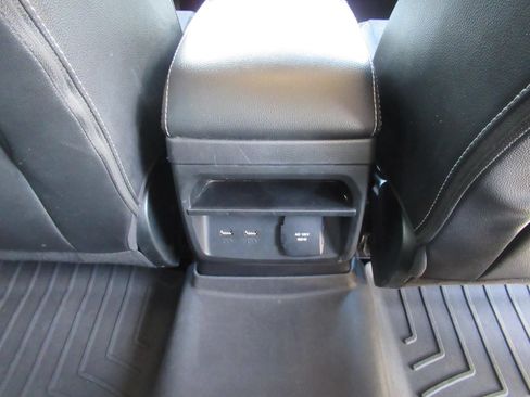 Used 2022 Ford Ranger Lariat w/ Tremor Off-Road Package AWD/4WD image 18