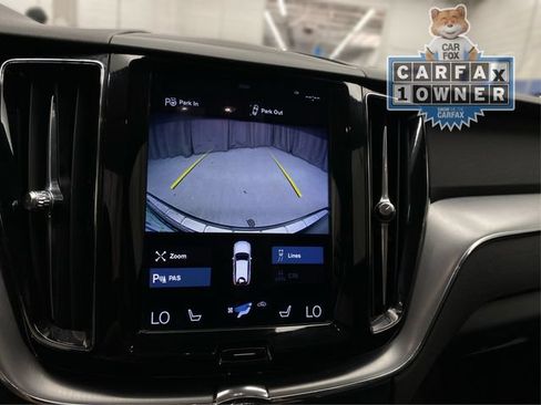 Used 2018 Volvo XC60 T5 Momentum w/ Convenience Package AWD/4WD image 32