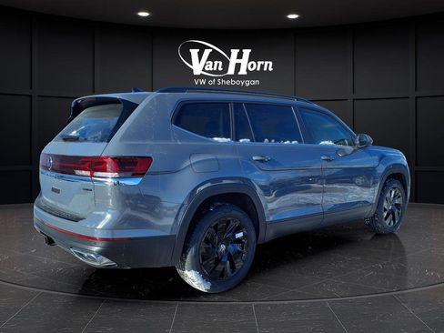 New 2026 Volkswagen Atlas SE image 57