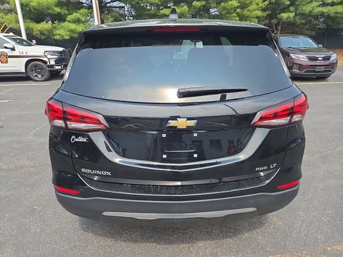 Used 2024 Chevrolet Equinox LT AWD/4WD image 4