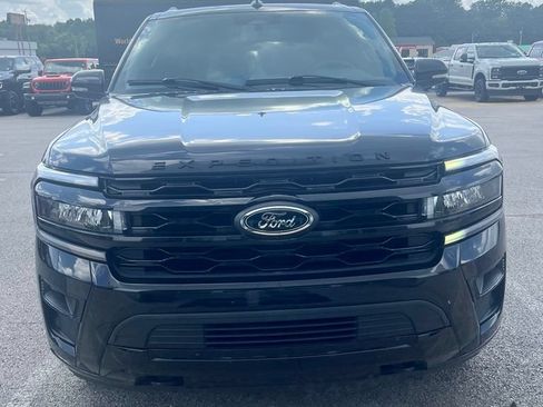 Used 2022 Ford Expedition Max Limited AWD/4WD image 20