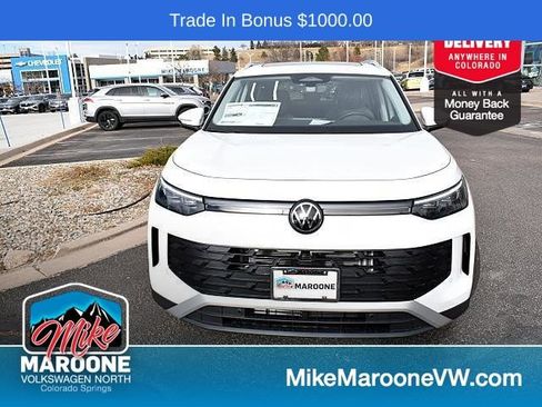 New 2026 Volkswagen Tiguan SE image 2