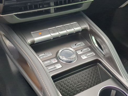 New 2026 Lincoln Nautilus Premier w/ Equipment Group 102A AWD/4WD image 19