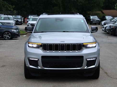 Used 2021 Jeep Grand Cherokee L Limited w/ Luxury Tech Group II AWD/4WD image 2