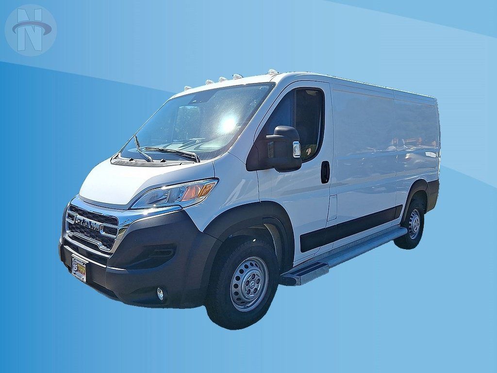 Used 2025 RAM ProMaster 2500 w/ U-Haul Equipment Group FWD image 10