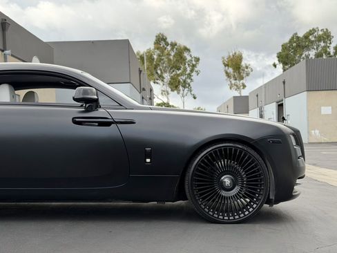 Used 2014 Rolls-Royce Wraith image 10