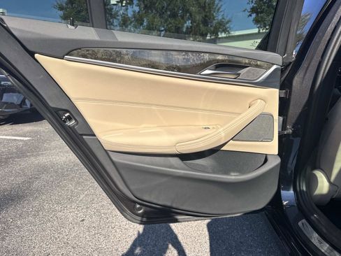 Certified 2023 BMW 540i w/ Premium Package image 12